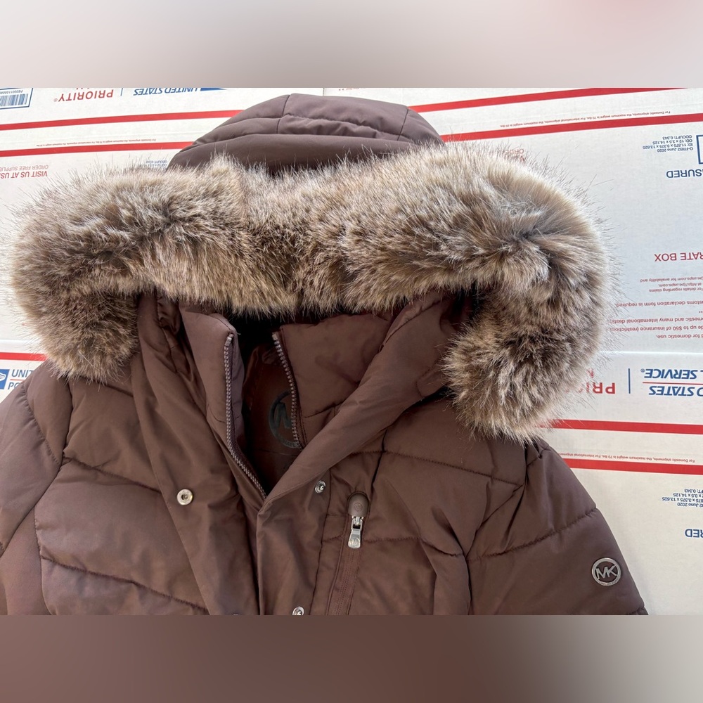 Michael Kors 💅✨ Chocolate Brown Belted MK Fur Puffer Jacket Designer Coat NWT - Picture 3 of 10